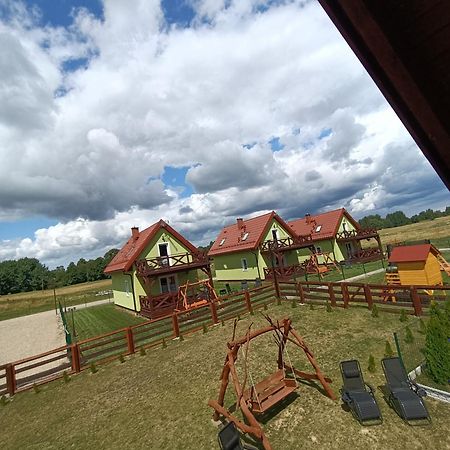 Zielona Ostoja - Domy Caloroczne Z Wlasna Linia Brzegowa Prażmowo Exterior foto